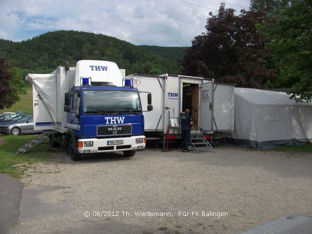 aufgebaute THW F&uuml;hrungsstelle in &Ouml;schingen