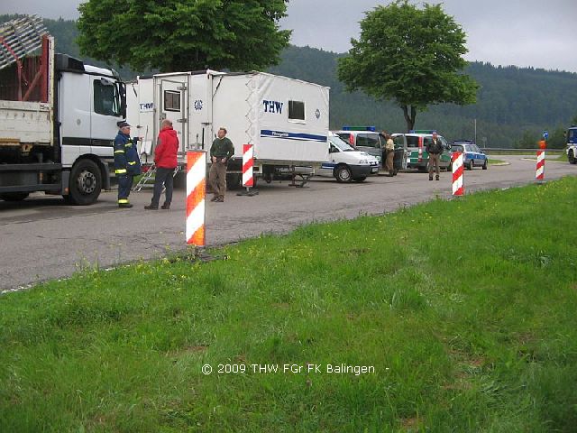 Polizei und THW im Gespr&auml;ch
